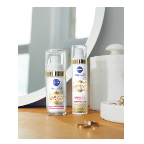 NIVEA Cellular LUMINOUS630 Anti-Spot Dagcrème Gezicht - Anti-Pigment Vlekken - Pigmentvlekken Verwijderen - Gezichtsverzorging Alle huidtypen - SPF 50 - 40 ml